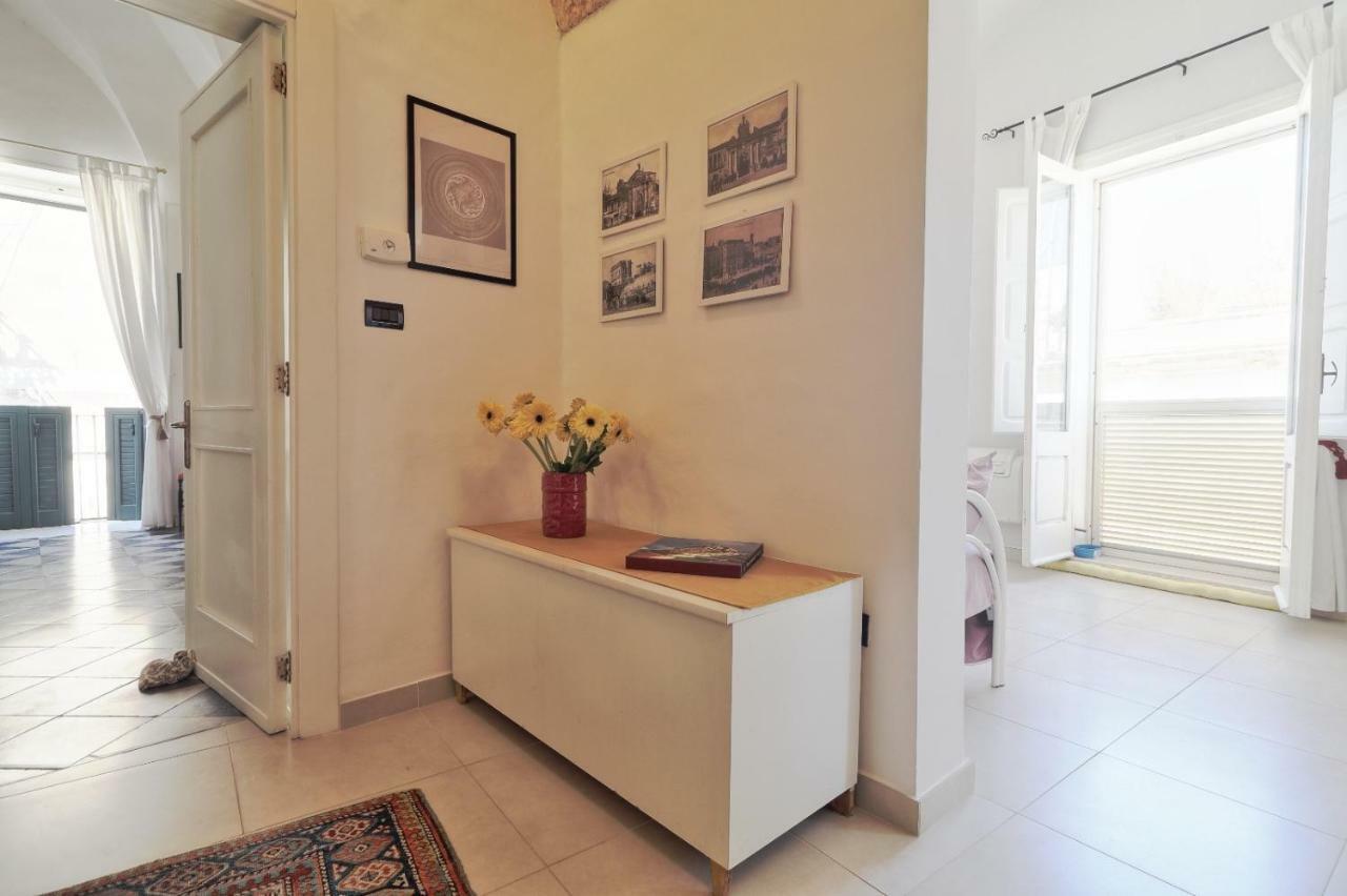 Slow Lecce - Old Town Apartment Sit Екстер'єр фото